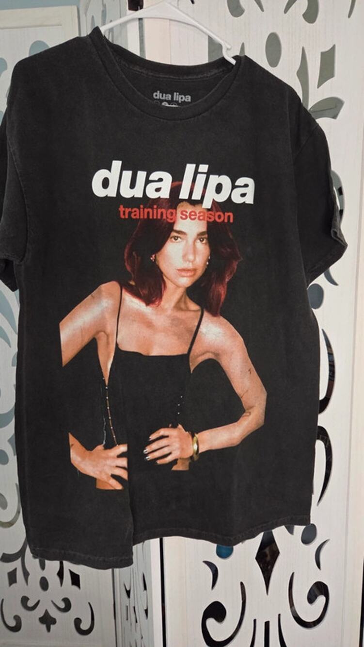 Dua Lipa Training Season Tour Graphic T-Shirt Black 100% Cotton Size S/M NWOT